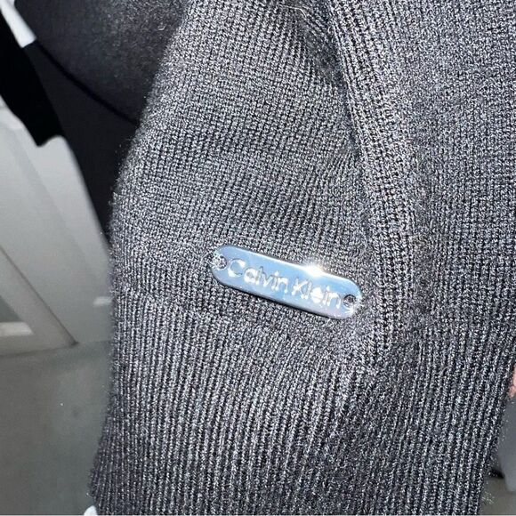 Calvin Klein Grey, white and black colorblock turtleneck sweater- NWOT sz. LG - Picture 8 of 11